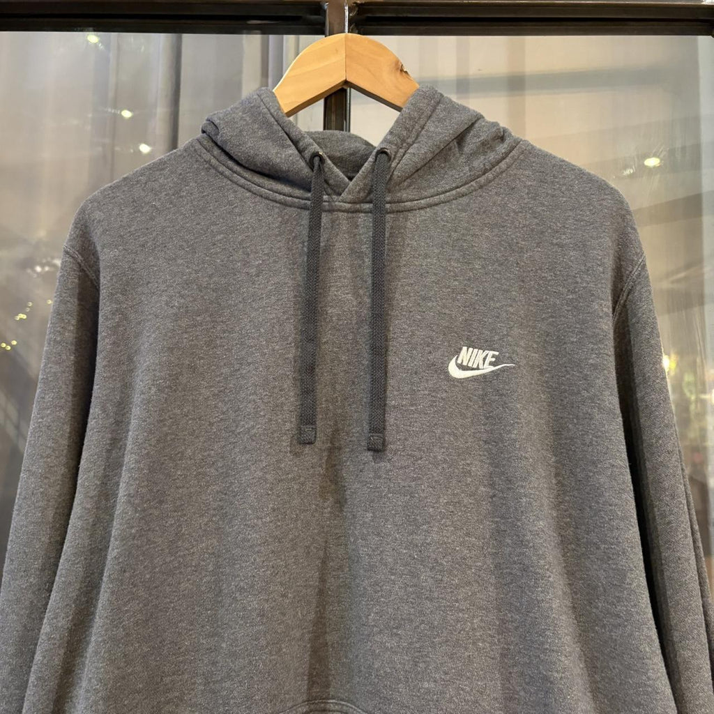 MA0202AC-P - Vintage Retro Essential Grey Nike Sweatshirt Hoodie with embroidered swoosh logo #90s #sportswear #essential #nike #y2k