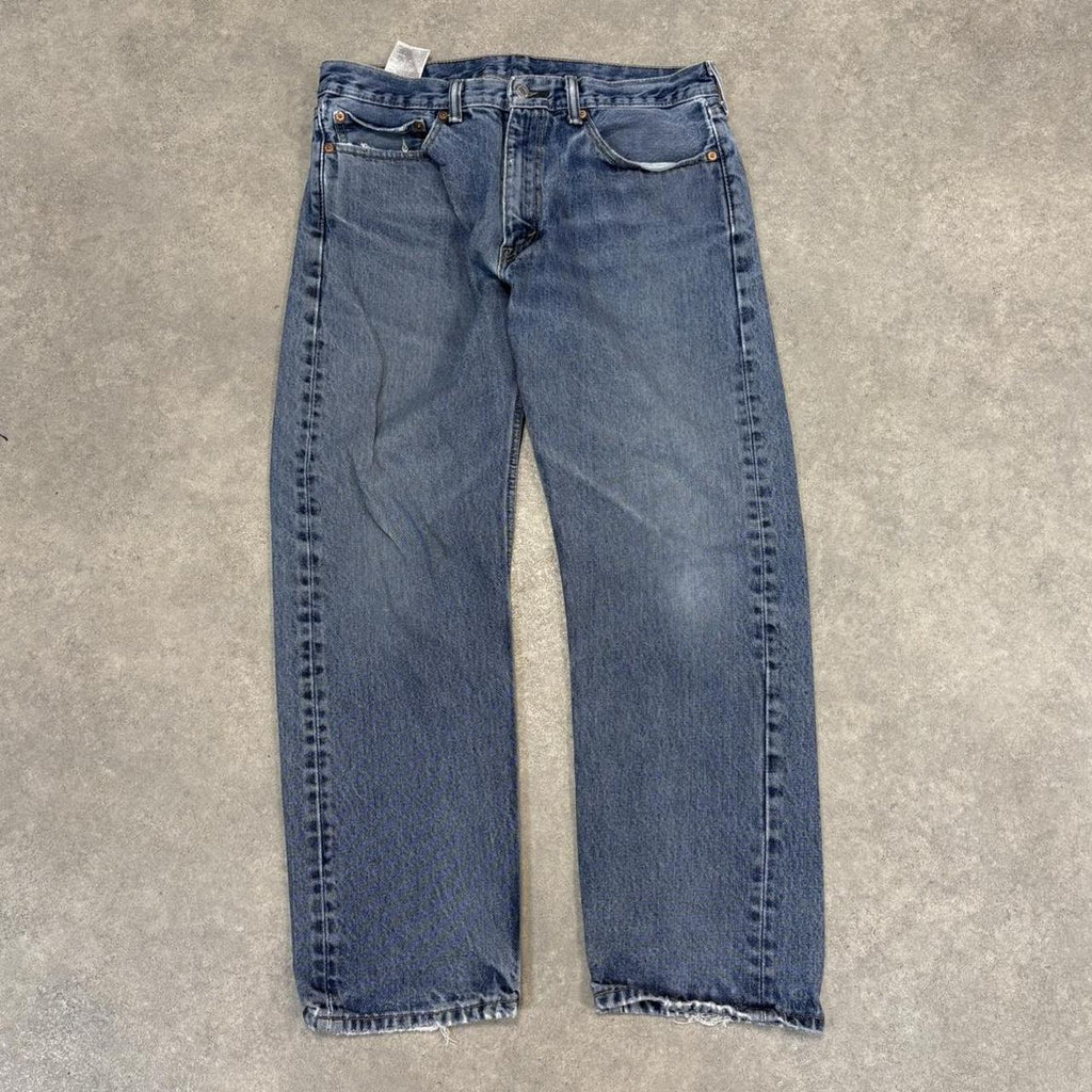 BR1912AGW-U - Vintage retro essential Levi's 505 Straight Leg Blue Wash Denim Jeans Trousers pants #denim #straightleg #levis #levis505