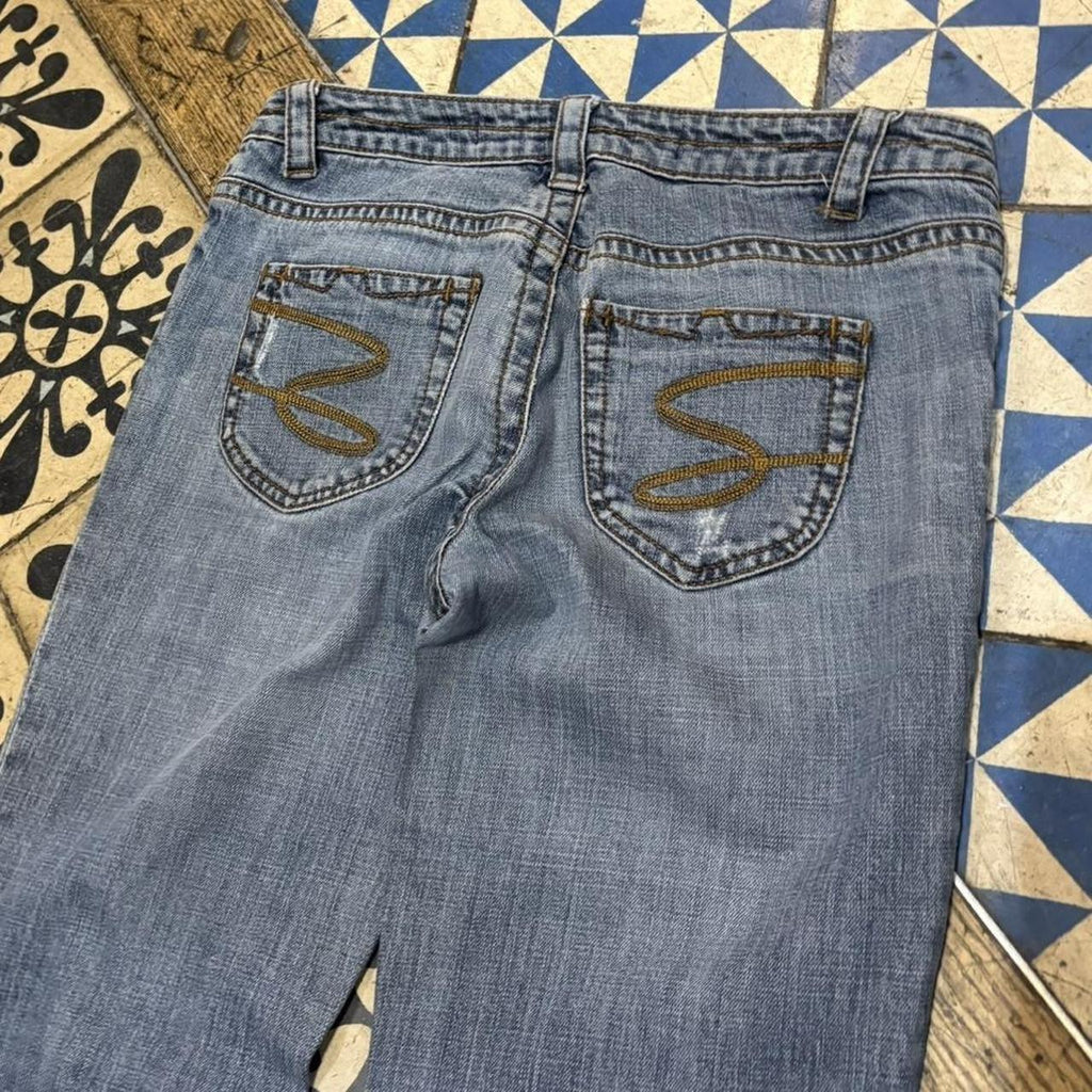 MES2705Y-F - Vintage retro essential  Seven7 Blue Wash Denim Boot Cut Jeans Y2K Trousers pants with embroidered patterns on back pockets #denim #seven7 #bootcut