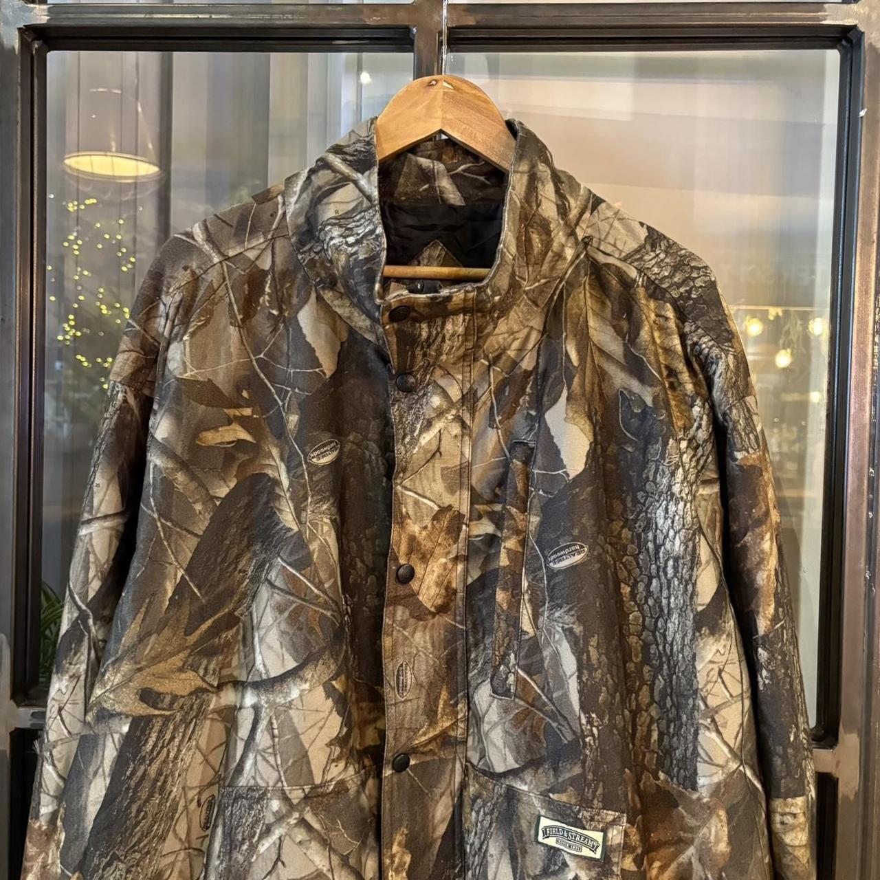 1224A80BR - Vintage Retro Essential Realtree Camouflage Khaki Green Brown Field Hunting graphic print Full Zip and Button Closure Coat Jacket  #realtree #hunting #camo #utility