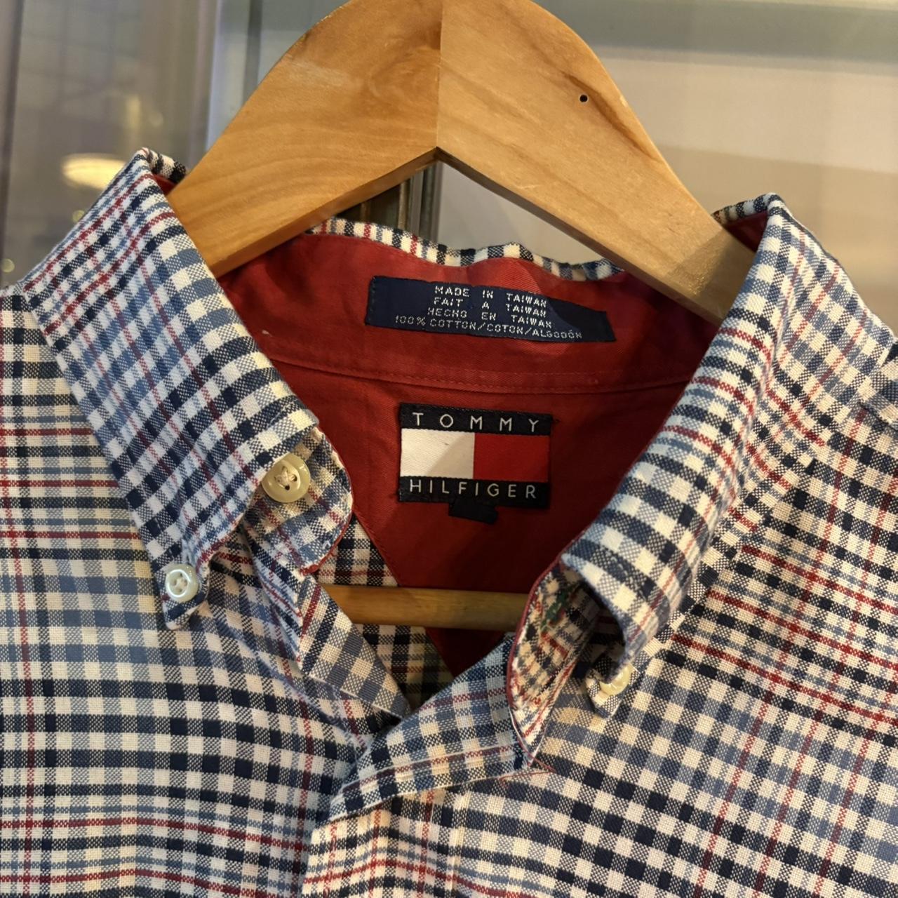 1224E80-P - Vintage Tommy Hilfiger Blue Navy Patterned Checked Shirt longsleeve collared button up #Y2K #preppy #chiefkeef #preppy #oldmoney