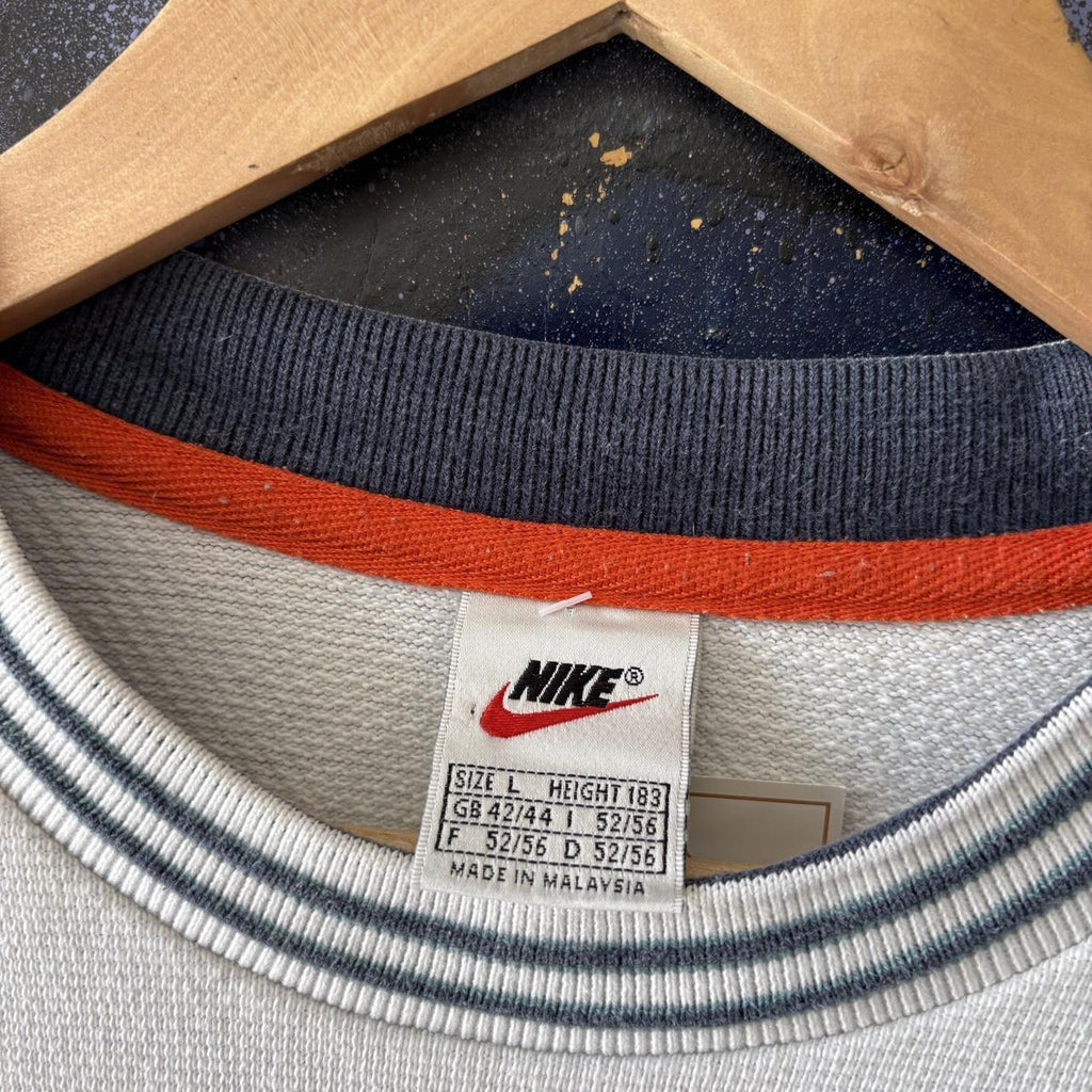 Vintage Nike Sweatshirt Mens Large White Blue Centre Solo Swoosh Block Spell Out Pullover Jumper Top 90s Y2K 00s