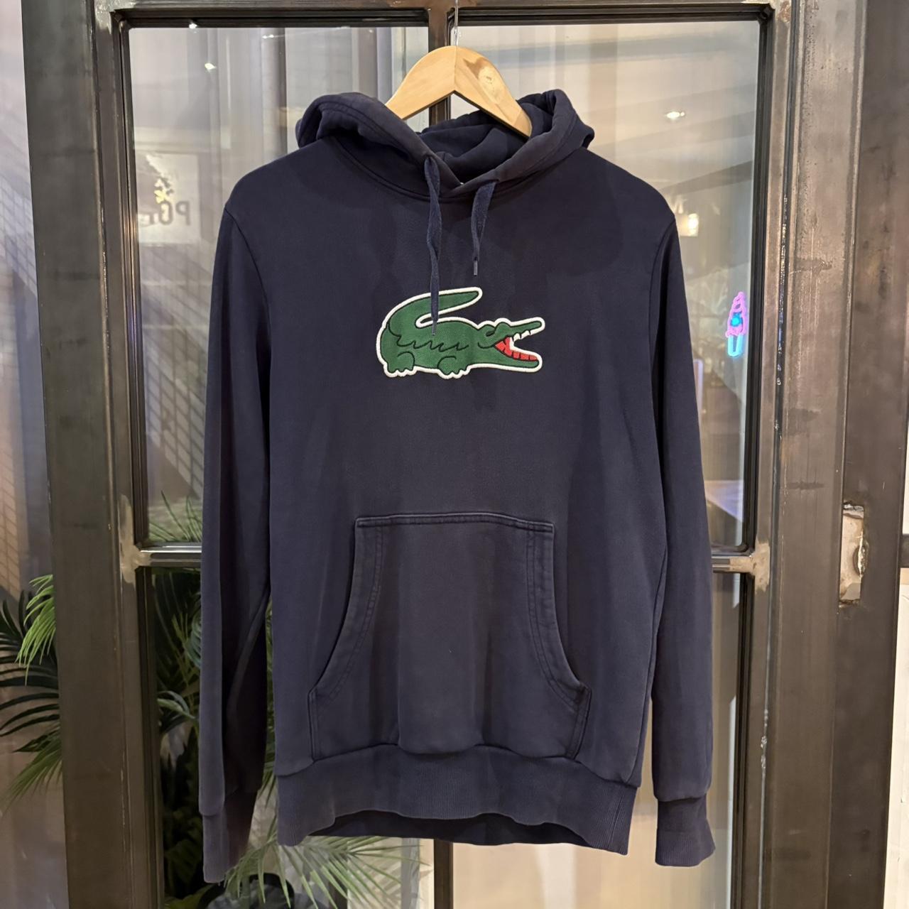 MA2207FJ-F - Vintage Retro Essential Navy Lacoste Sweatshirt Hoodie with embroidered patch logo #90s #sportswear #crocodile #lacoste #y2k
