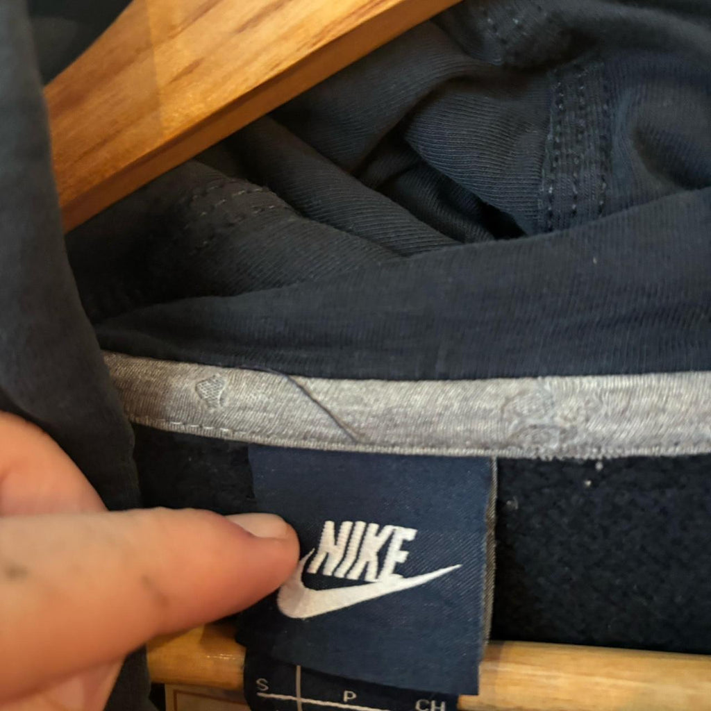 Vintage Retro Essential Nike Sweatshirt Hoodie with small chest embroidered logo #90s #sportswear #essential #nike #y2k