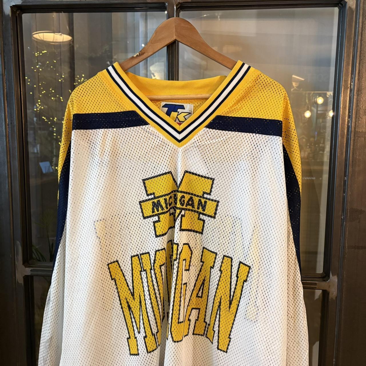 0125B22F - Vintage Retro Essential White and Yellow Michigan Wolverines College Hockey Mesh Jersey Shirt top #blokecore #sportswear #michigan #college #hockey