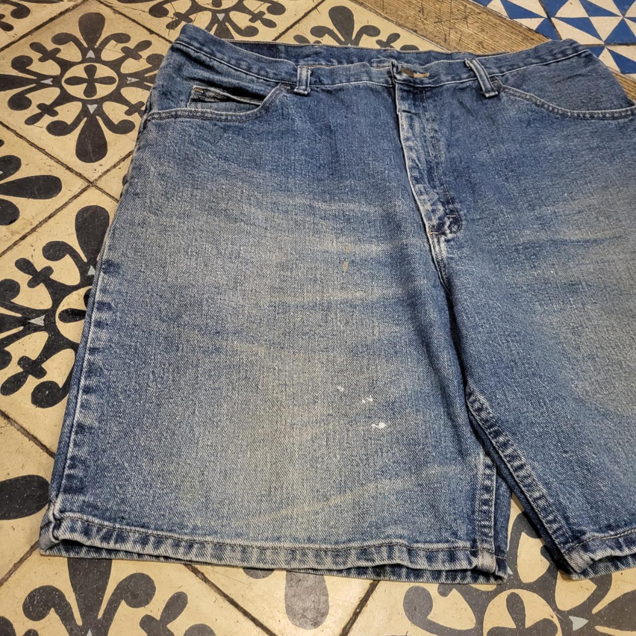 JRT5015 - Vintage Retro Wrangler Blue Wash Denim Jorts Shorts Jorts with detailed embroidered patch logo #jorts #wrangler #y2k #skater #hiphop