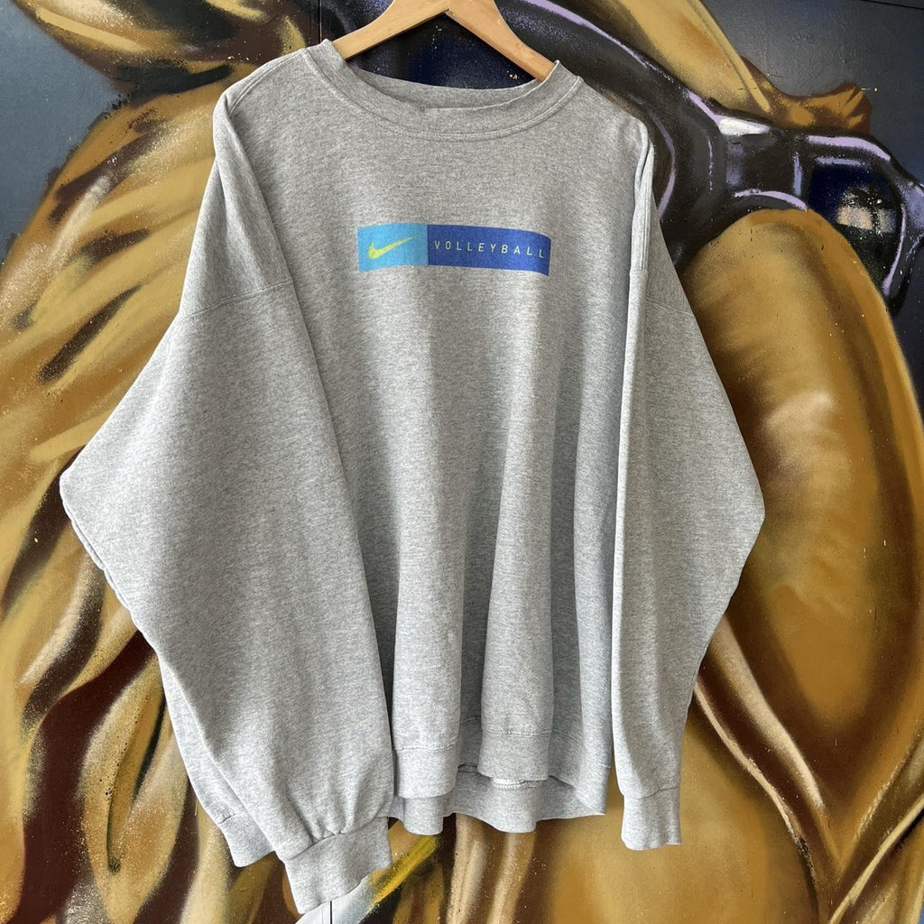 Nike Volleyball Centre Graphic Sweatshirt