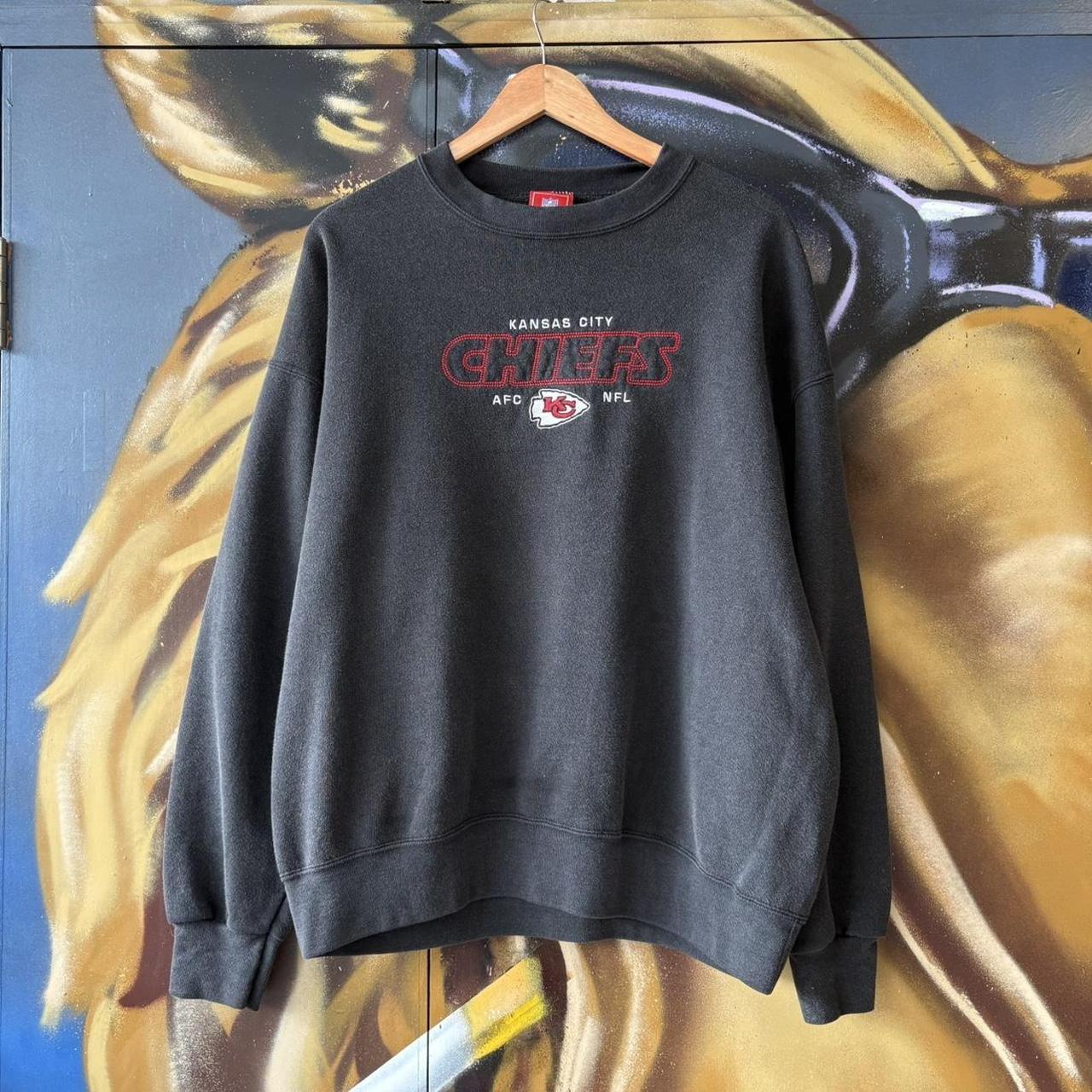 Vintage Kansas City Chiefs Sweatshirt Mens XL Black NFL American Football Jumper USA 90s Y2K