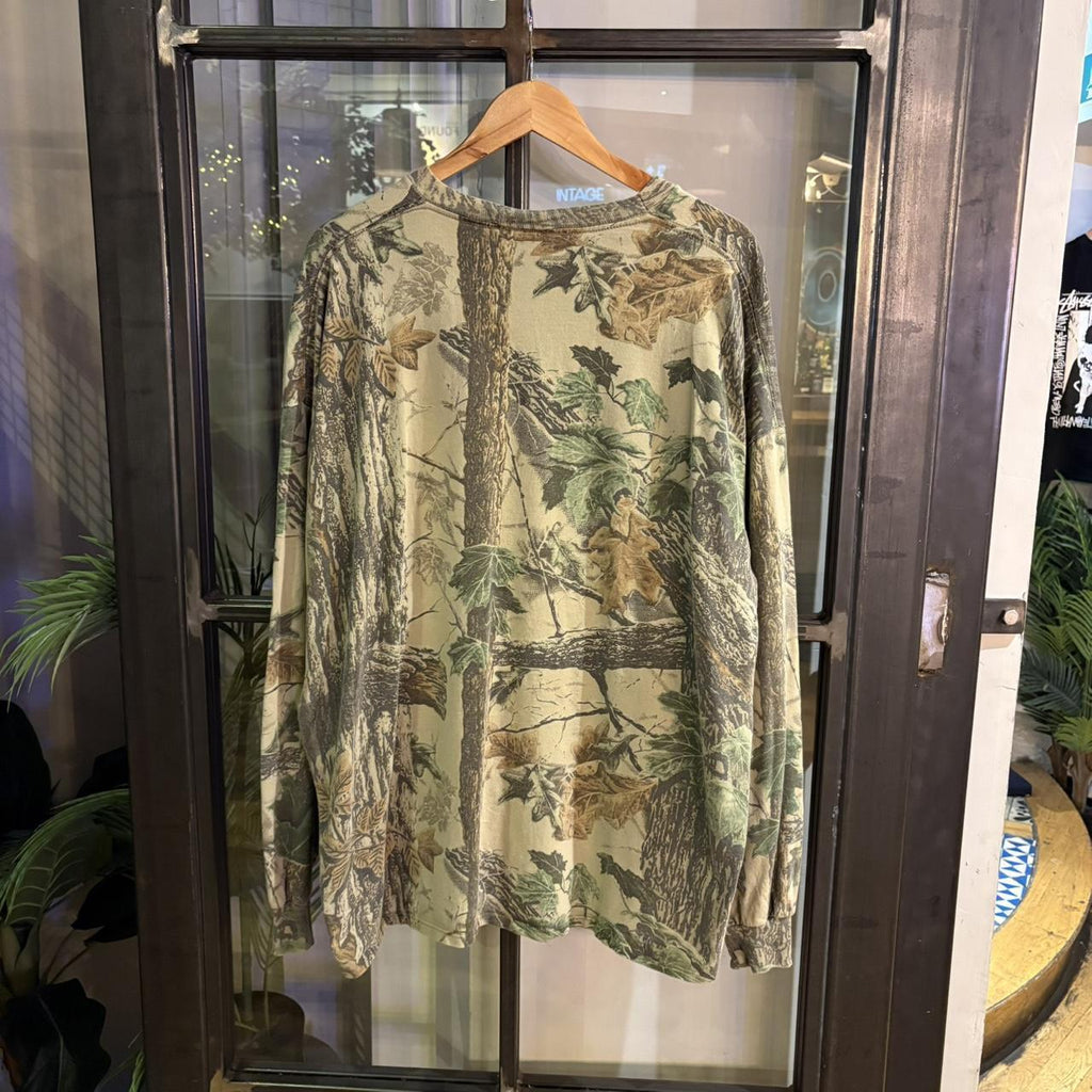 RTT260 - Vintage Retro essential adult mens RealTree Camouflage Khaki Green Brown Field Hunting graphic print Longsleeve Top T-Shirt Tee #realtree #utility #y2k #camo #hunting