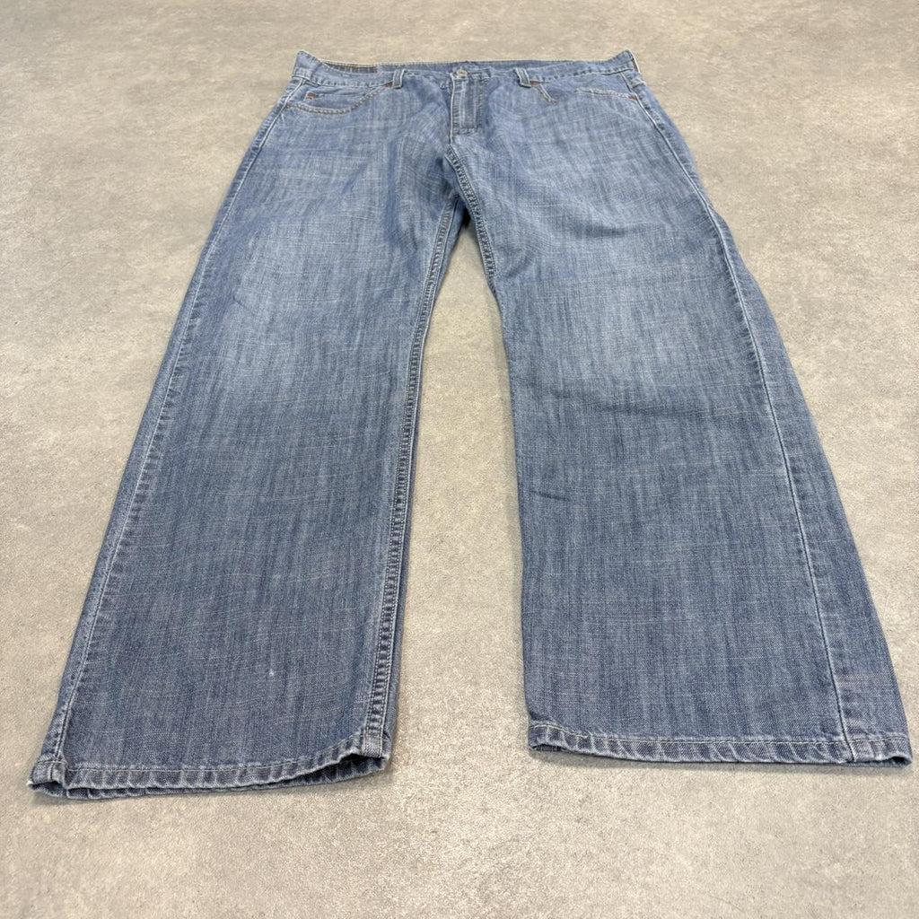 BR1912AIY-U - Vintage retro essential  Levi’s 569 Loose Straight Leg Mid Blue Wash Denim Jeans Trousers pants #denim #levis #levis569 #jeans #loosefit