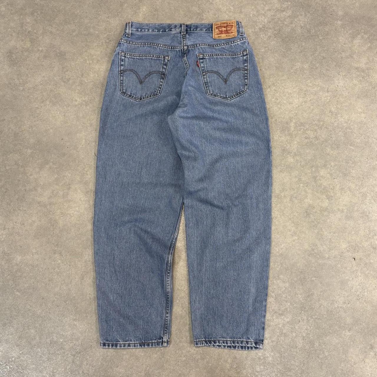 Vintage Blue Wash Levi’s 560 Jeans Mens 34” Loose Taper Comfort Fit Denim Trousers Skate Western Vintage Y2K 90s
