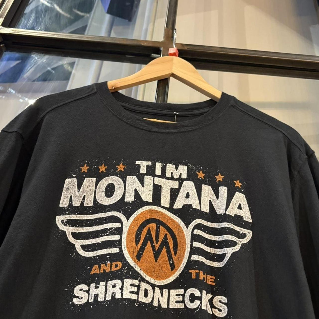 0125C75-F - Vintage Retro Essential Black Carhartt The Montana and the Shrednecks Graphic Print Top Tee T-shirt with embroidered patch logo #skater #workwear  #carhartt #y2k #graphic