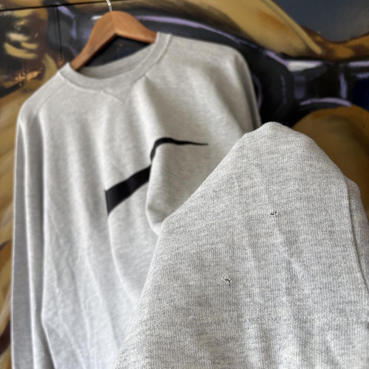 Vintage Nike Sweatshirt Mens XL Grey Big Centre Solo Swoosh Patch Baggy Pullover Jumper Top 90s Y2K 00s