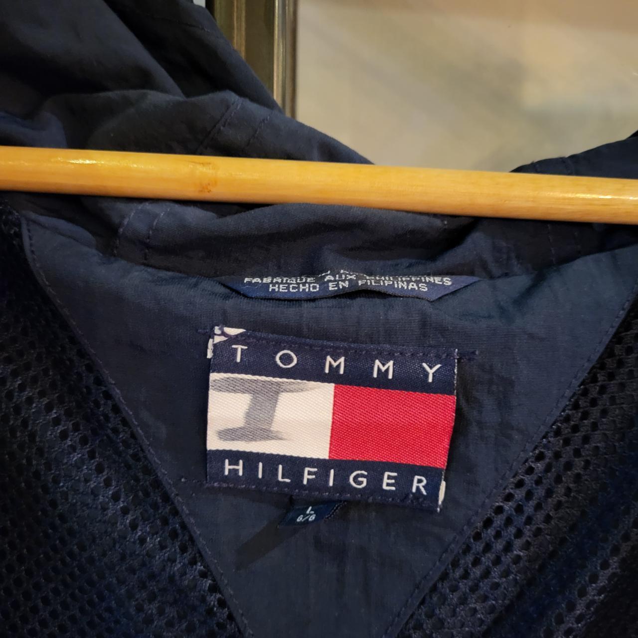 WDB026BR - Vintage Retro Essential Tommy Hilfiger Yellow Navy Packable Lightweight Windbreaker full zip button up Jacket with sleeve patch logo #tommy #preppy #windbreaker #festival #90s