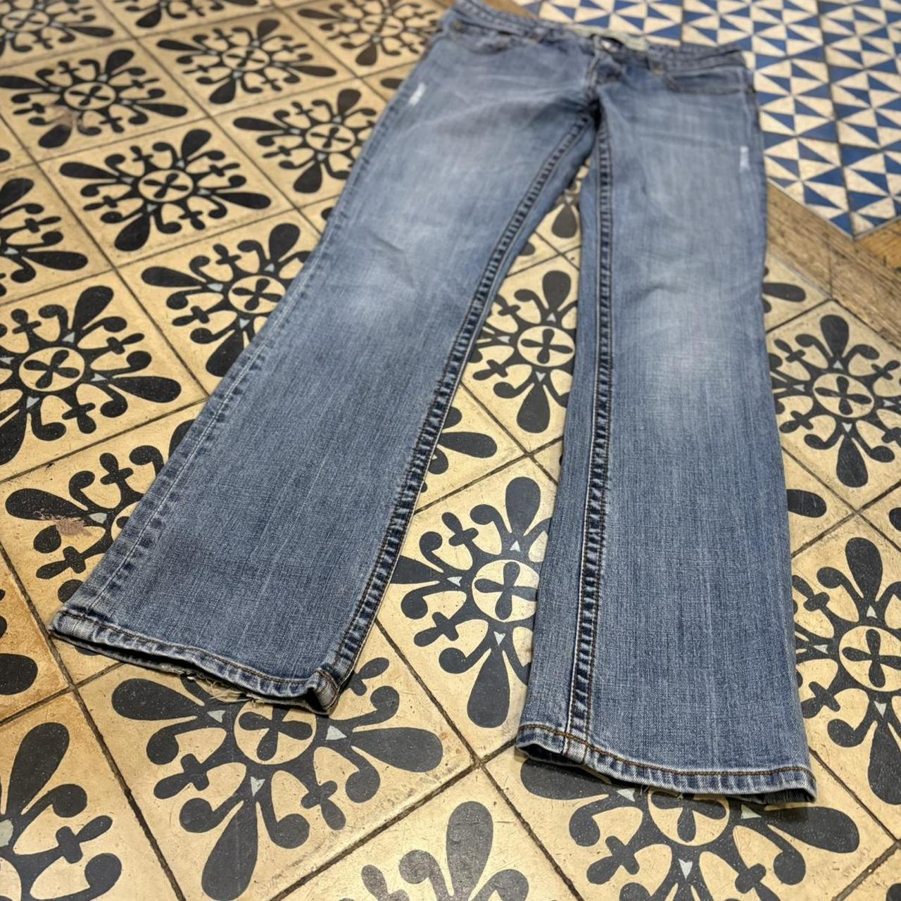 MES2705Y-F - Vintage retro essential  Seven7 Blue Wash Denim Boot Cut Jeans Y2K Trousers pants with embroidered patterns on back pockets #denim #seven7 #bootcut