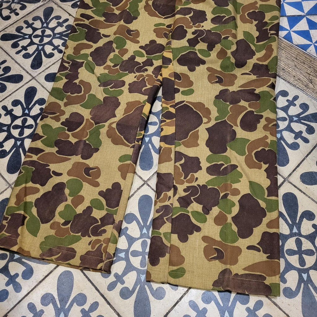 RTB033P - Vintage retro essential woodland RealTree adjustable cargos camo camouflage Carpenter Pants Trousers Jeans embroidered bottoms wide bagg straight leg hip hop skater 90s y2k workwear style