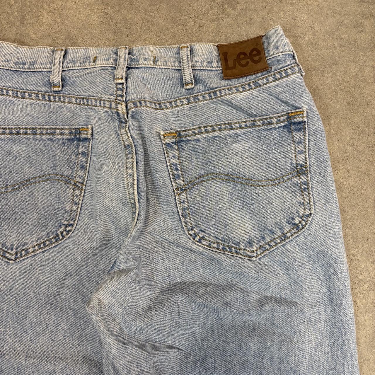Vintage Lee Jeans Mens 34x30 Light Blue Wash Denim Wash Relaxed Straight Leg Trousers Cowboy Western USA 90s Y2K