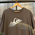 Vintage Quiksilver T shirt Mens XXL Dark Brown Surf Mountain Wave Logo Graphic Print Skate Surfer Lines Tee Top 90s Y2K 00s