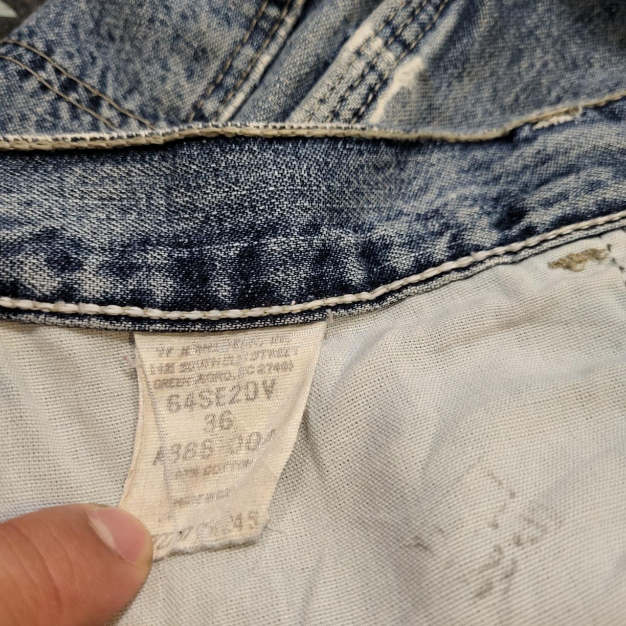 JRT5028 - Vintage Wrangler Denim Blue Wash Shorts Jorts with detailed embroidered Logo graphic carpenter workwear #jorts #carpenter #y2k #hiphop