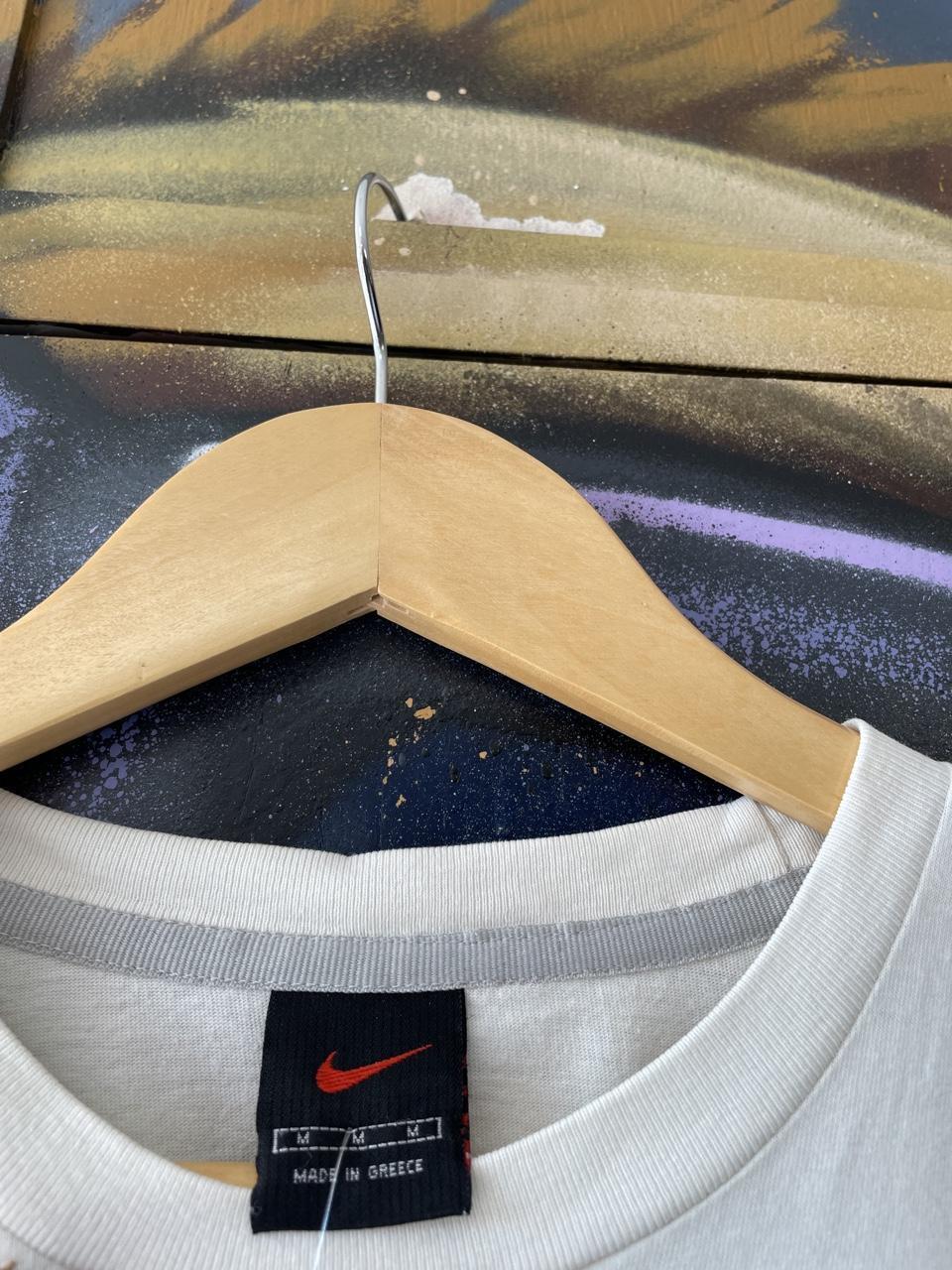 90’s Nike Embroidered Swoosh Tee