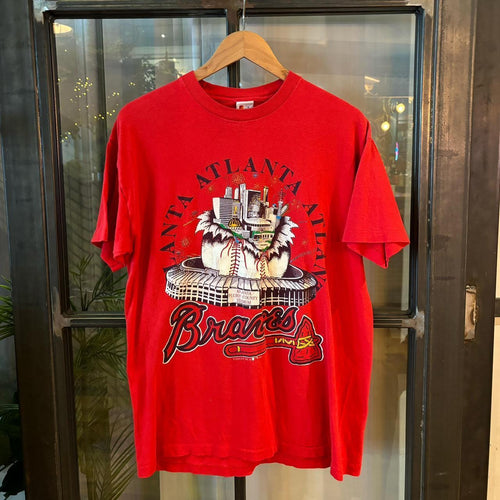 0325I90UP1 - Vintage Retro Essential Red 1992 MLB Atlanta Braves Single Stitch Graphic Print Top Tee T-shirt #90s #graphic #mlb #baseball #atlantabraves