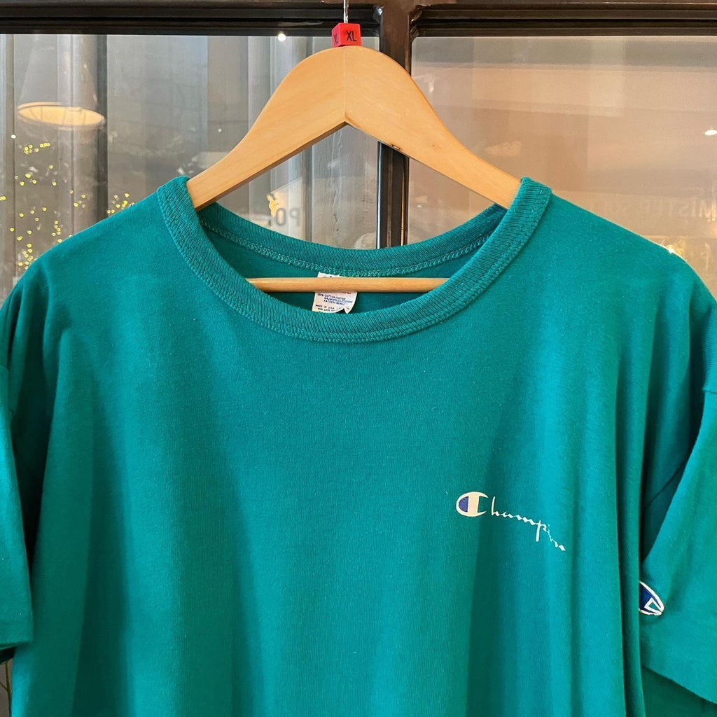0125A58P - Vintage Retro Essential Teal Champion Chest Script Logo Print Top Tee T-shirt #90s #champion #top #essential #basic