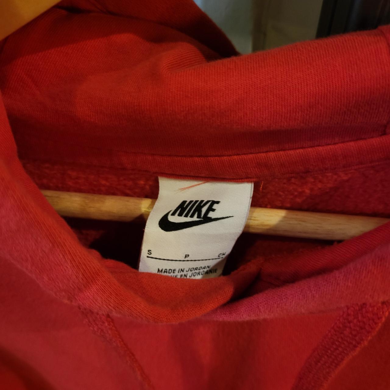 SWT292 - Vintage Retro Essential Nike Red Hoodie sweatshirt jumper crewneck with embroidered swoosh logo #essential #y2k #nike #casual
