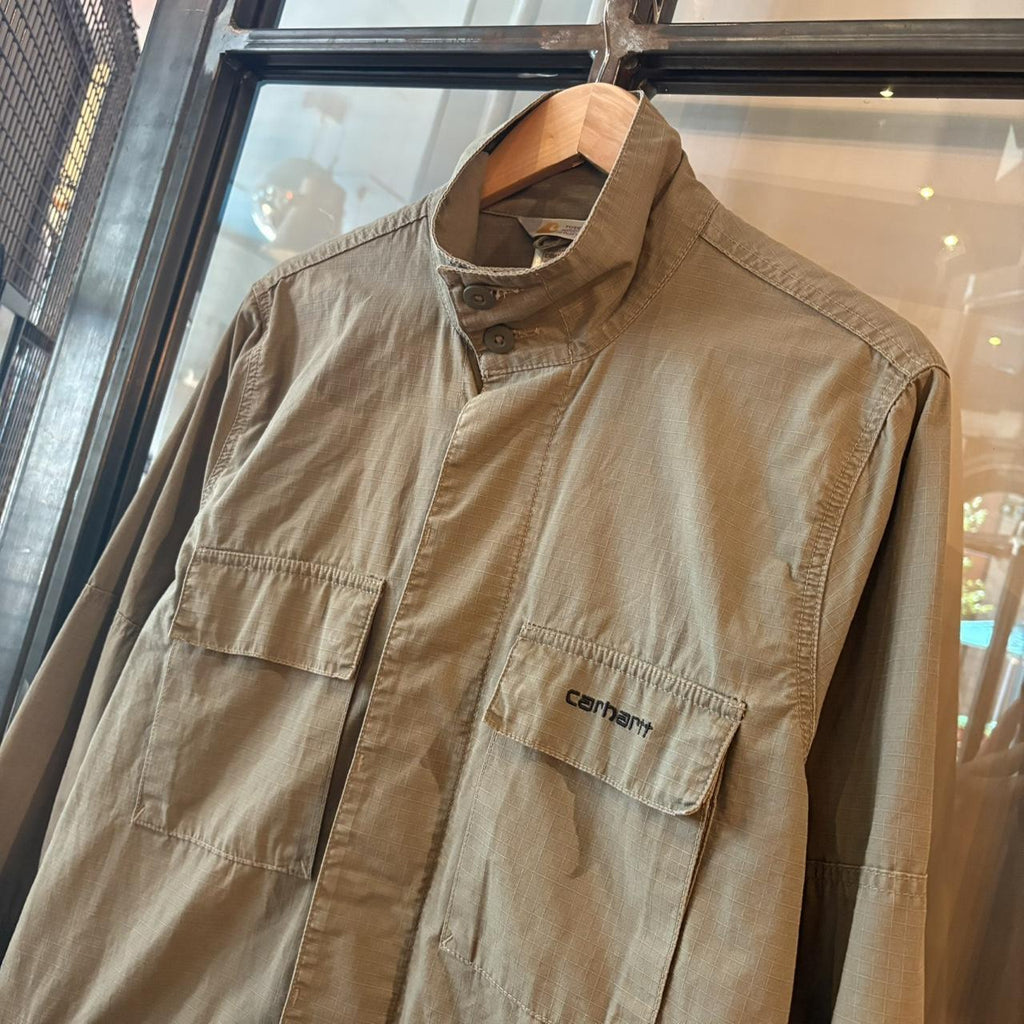 SWT371F - Vintage Retro Essential Green Khaki Carhartt Button Up Ripstop Utility Shacket jacket with 4 front pockets #y2k #utility #ripstop #carhartt #skater