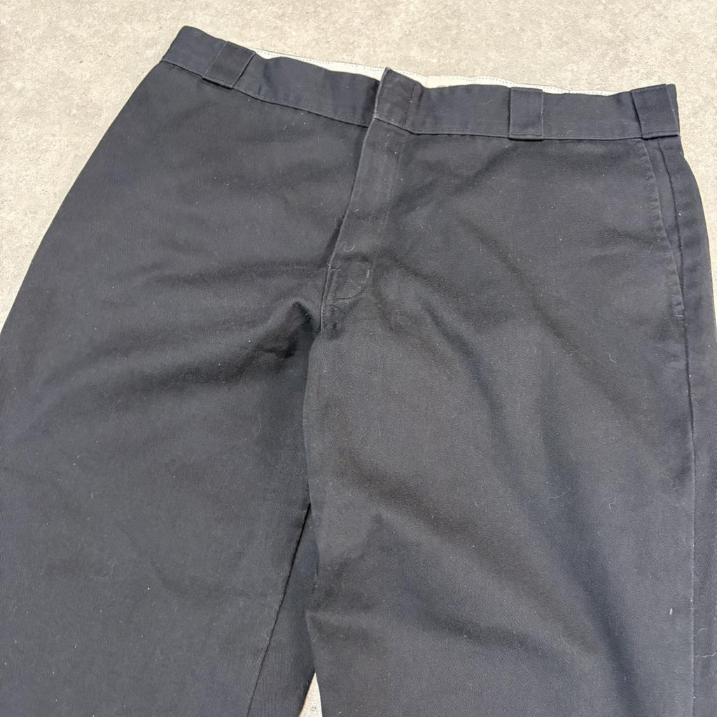 BR1011BA-U - Vintage retro essential Black Dickies Straight Leg Trousers pants casual workwear #skater #utility #workwear #straightleg #dickies