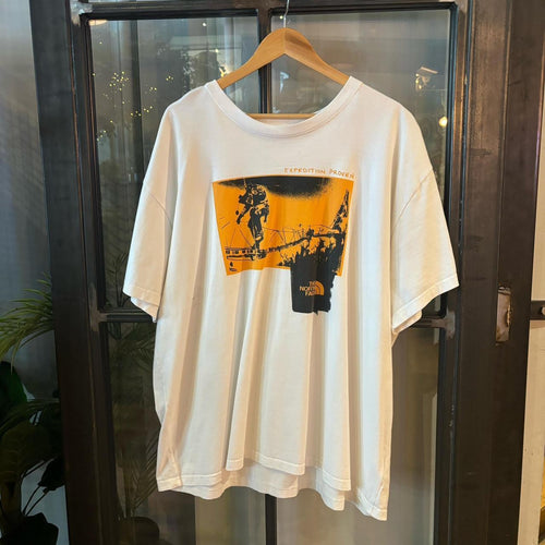 0325A67UP1 - Vintage Retro Essential White The North Face Expedition Proven Graphic Print Top Tee T-shirt #90s #graphic #top #tnf #expedition