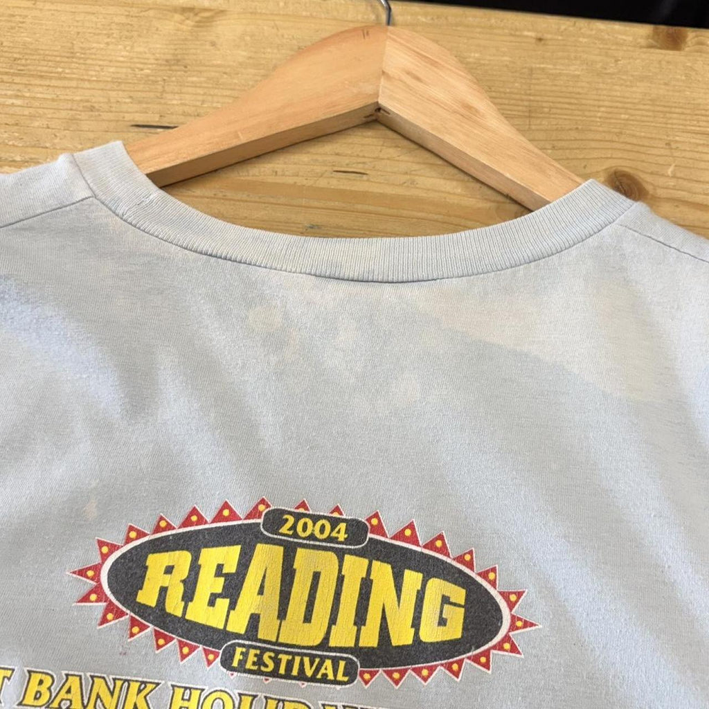 VIN1303M-U - Vintage Retro Essential Reading 2004 Music Concert Festival The Darkness, The White Stripes, Green Day, 50 Cent, Franz Ferdinand, The Streets, Baby Blue Graphic Print Top Tee T-shirt #y2k #50cent #greenday #thestreets