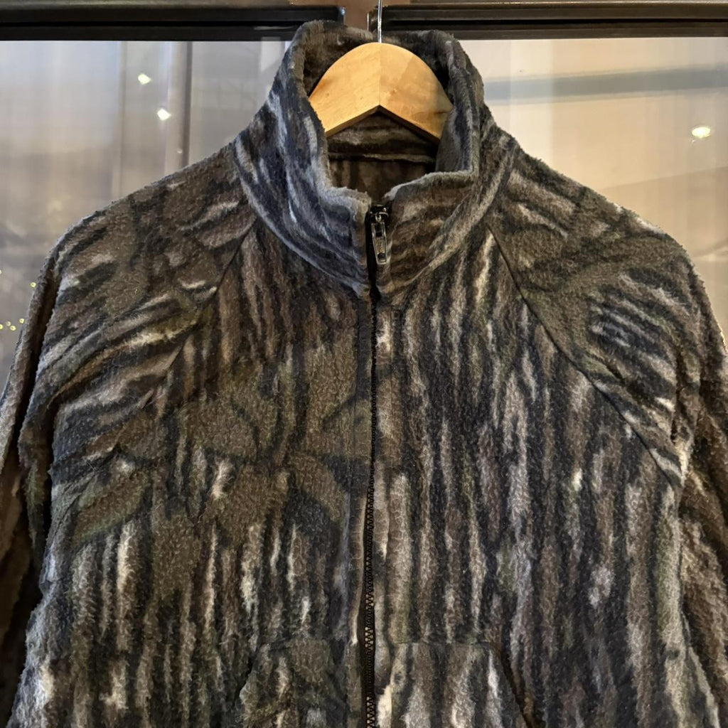 BR2306EX-F - Vintage Retro Essential Original Realtree Camouflage Khaki Green Brown Field Hunting graphic print Full Zip Up Fleece Sweatshirt #realtree #hunting #camo #utility