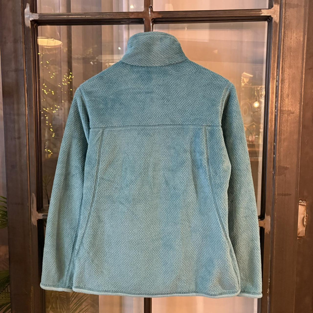 0325C55F - Vintage retro essential Turquoise Patagonia Fluffy 1/4 quarter button up outdoor sweatshirt fleece jacket #patagonia #outdoor #expedition #hike #climbing