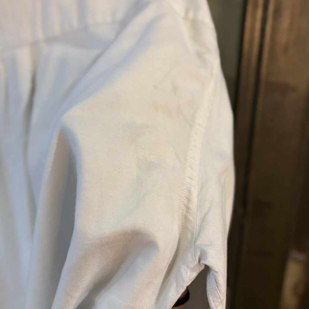 0125B57F - Vintage retro essential Tommy Hilfiger White Plain Longsleeve collared button up polo shirt top #Y2K #preppy #chiefkeef #smartcasual #oldmoney
