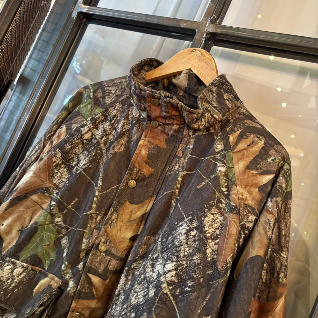 1224A79BR - Vintage Retro Essential Realtree Camouflage Khaki Green Brown Field Hunting graphic print Coat Jacket #realtree #hunting #camo #utility