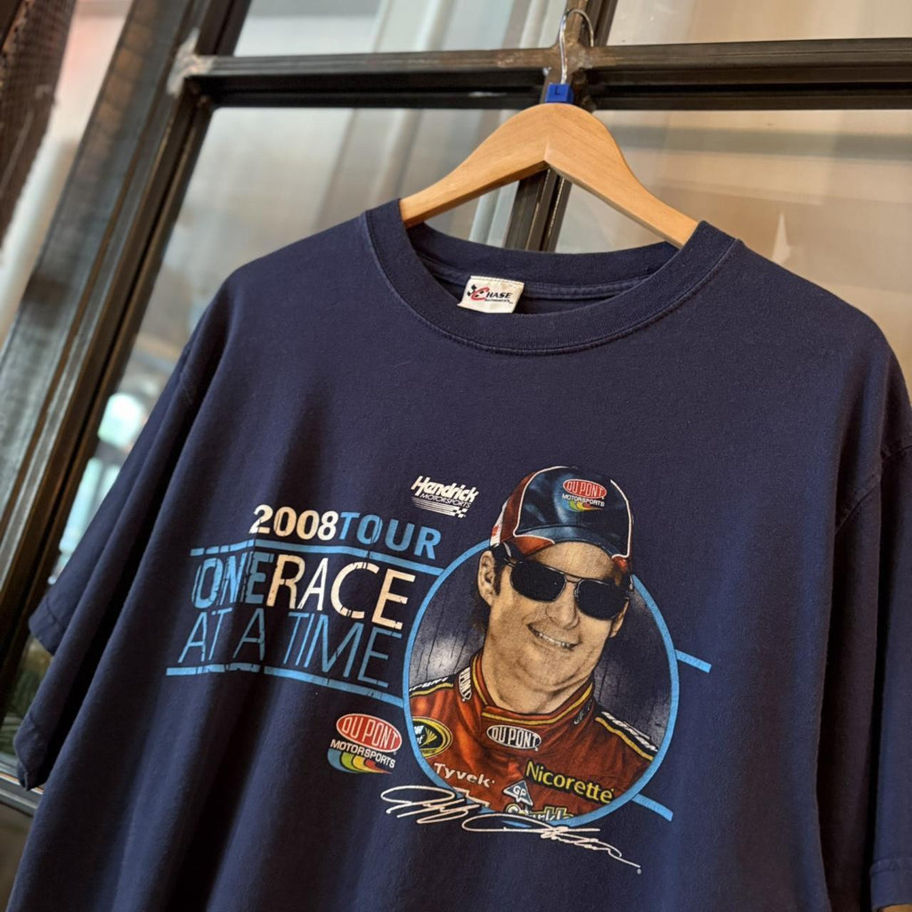 B0425A05F - Vintage Retro Essential Navy Nascar 2008 Tour Dupont Hendrick Motorsports Graphic Print Top Tee T-shirt #y2k #nascar #racing #racer #graphic