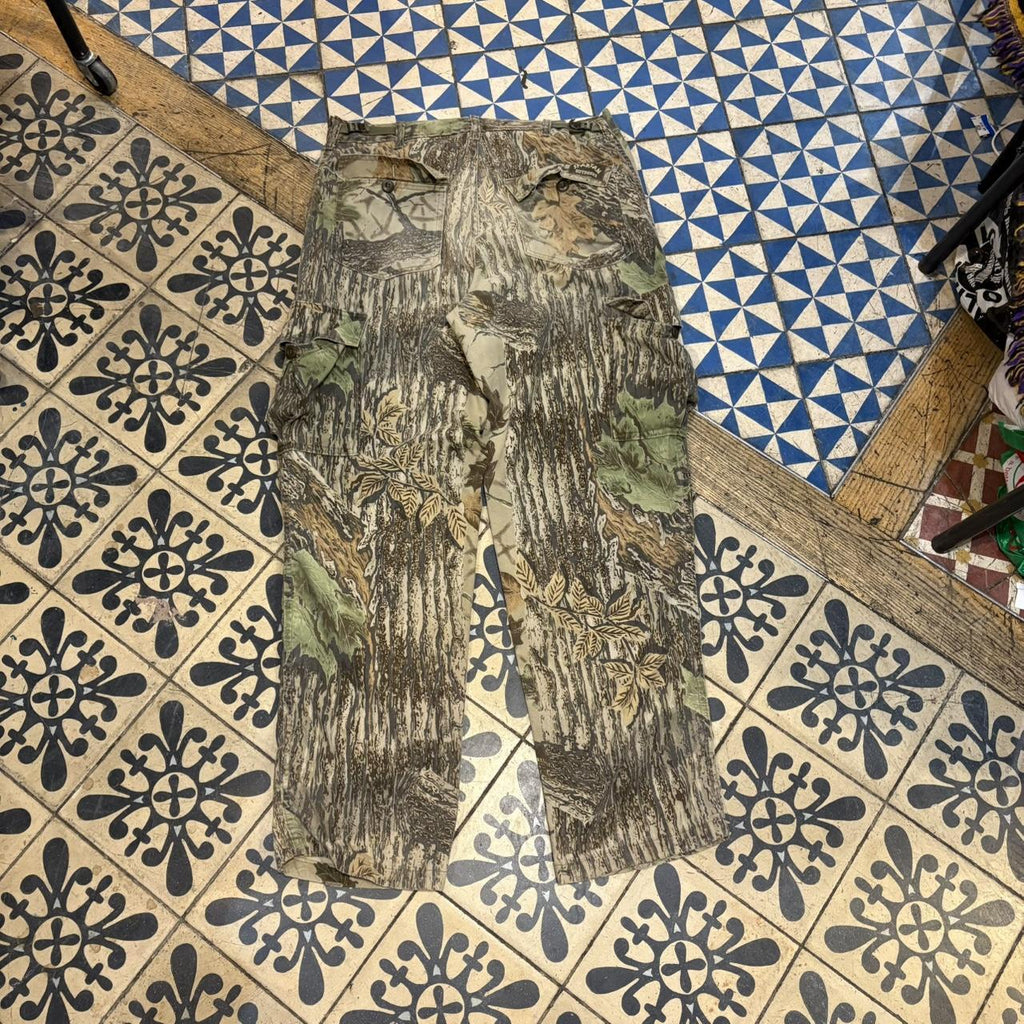 RTB092P - Vintage retro essential woodland RealTree adjustable cargos camo camouflage Carpenter Pants Trousers bottoms wide straight leg hip hop #skater #realtree #camo #y2k #baggy