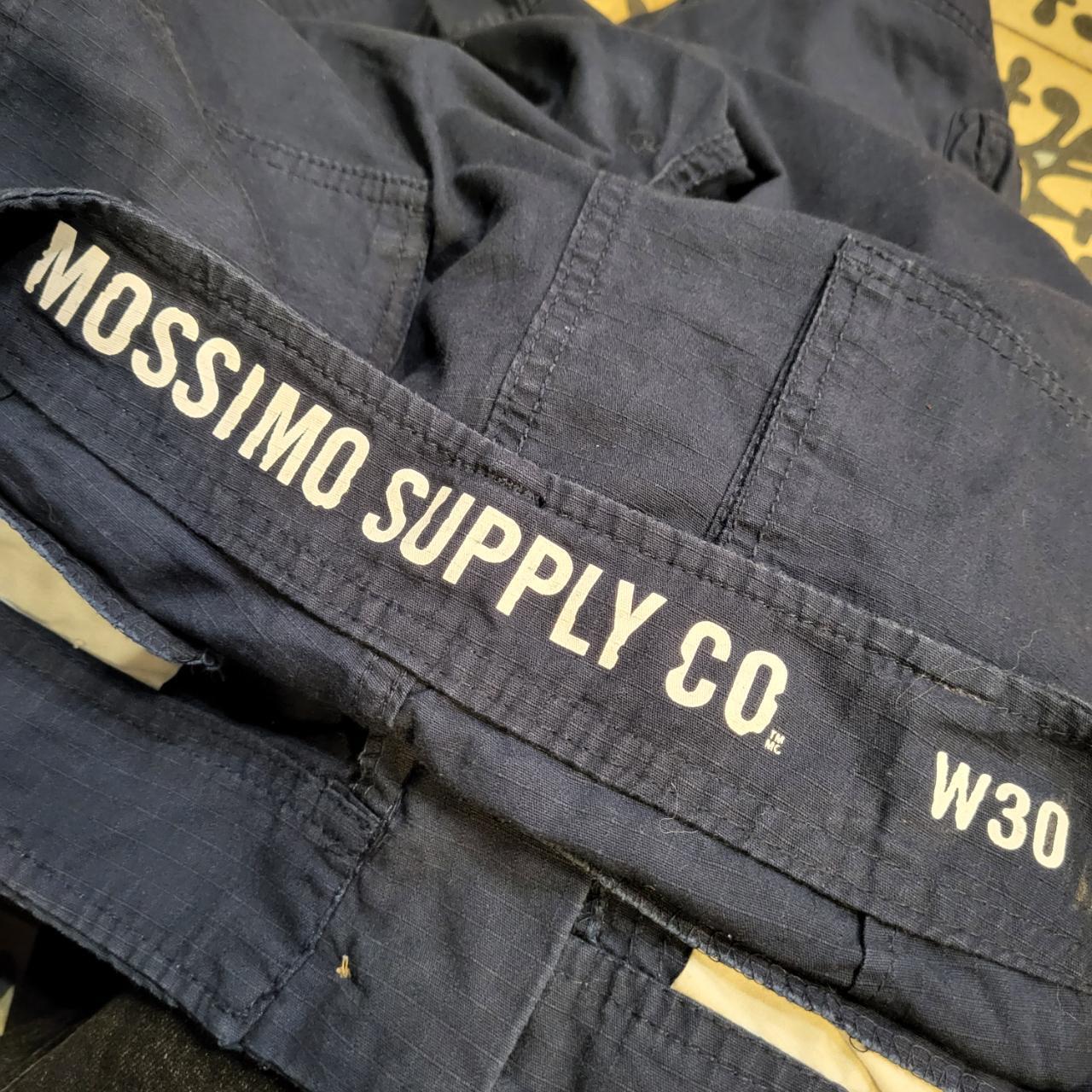 JRT218 - Vintage Retro Mossimo Navy Oversized Baggy Ripstop Cargo Shorts Jorts with detailed embroidered Logo graphic carpenter workwear Old School Hip Hop skate grunge faded 90s Y2K style
