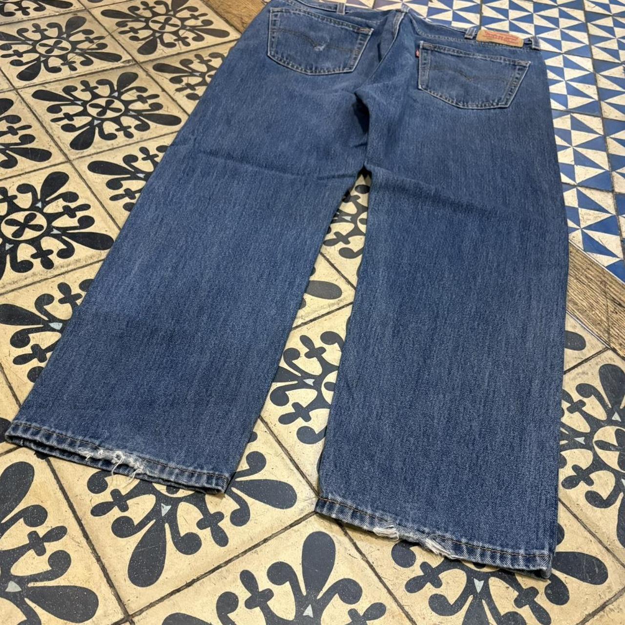 TRW530P - Vintage retro essential Levi’s 505 Blue Wash Denim Jeans Trousers pants #denim #straightleg #levis #levis505 #jeans