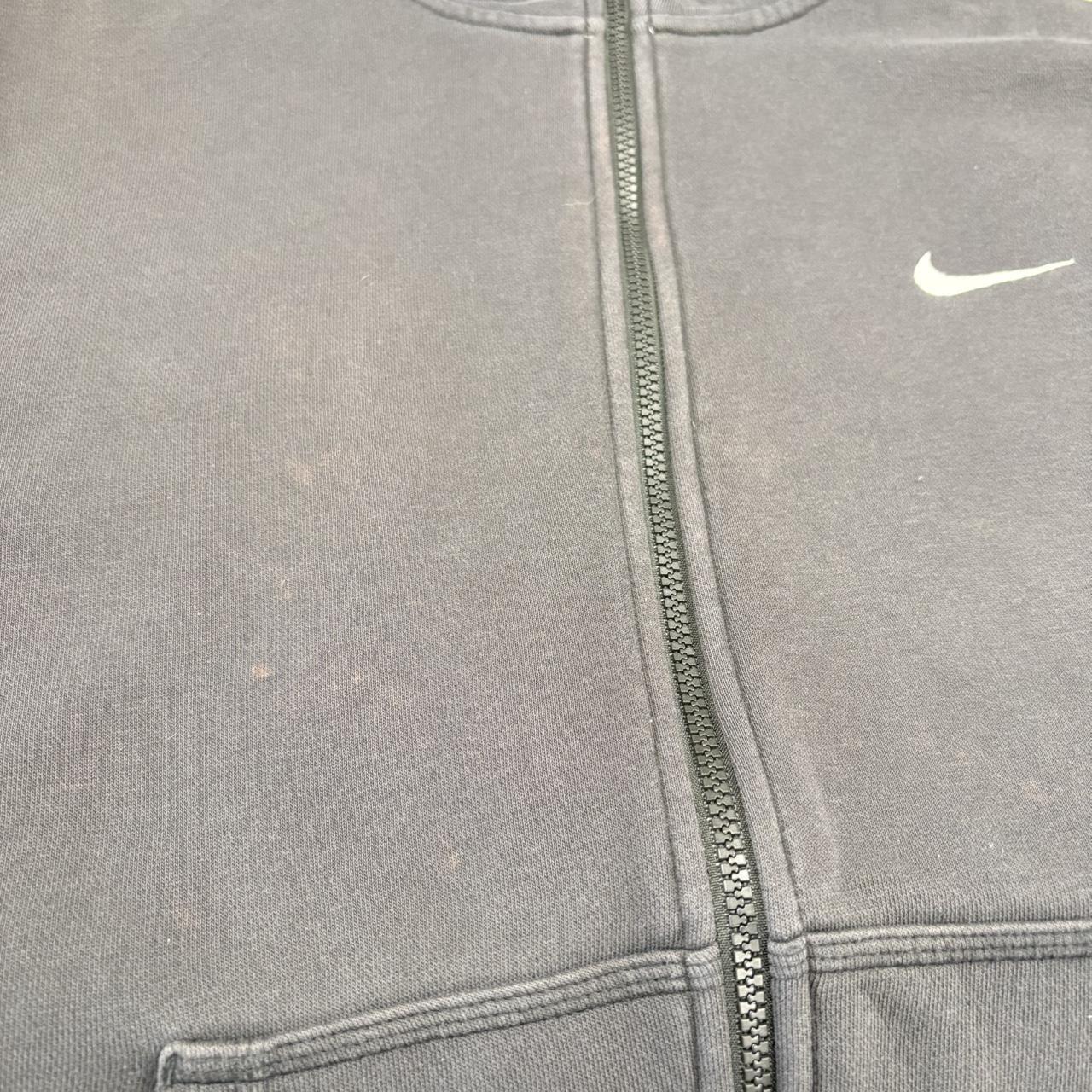 ADN1912ABI-U - Vintage Retro Essential Black Nike Full Zip Sweatshirt Hoodie with embroidered swoosh logo #90s #sportswear #essential #nike #y2k