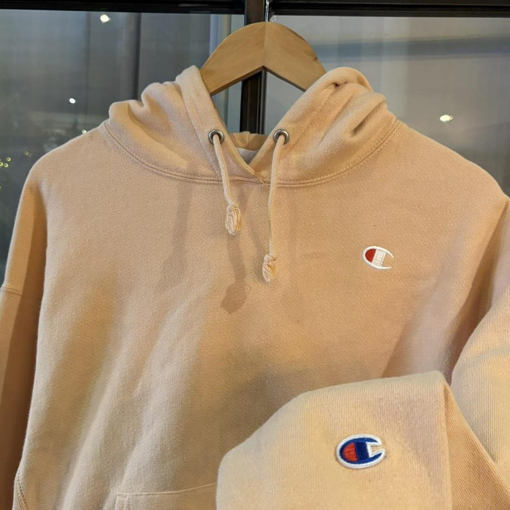 Vintage Retro Essential Peach Champion Sweatshirt Hoodie with embroidered logo #90s #sportswear #essential #champion #y2k