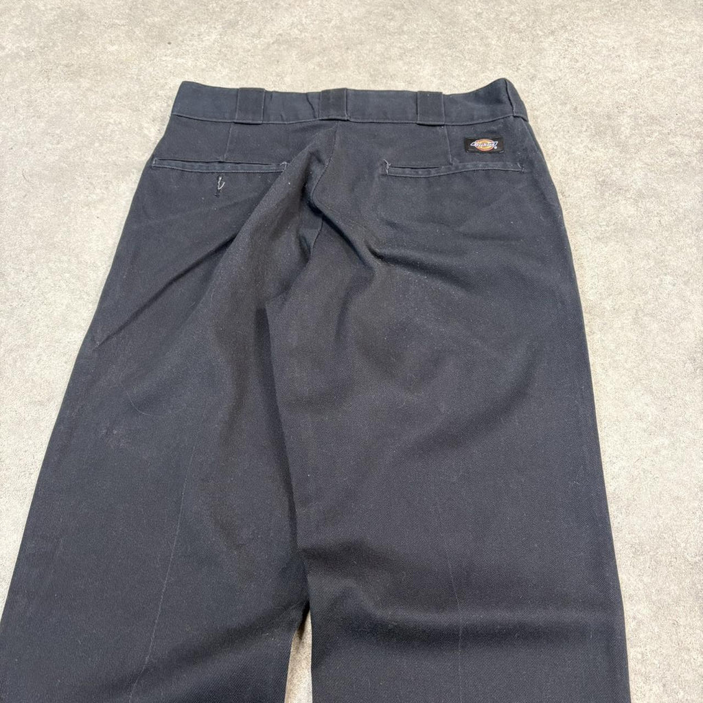 BR1912ZV-U - Vintage retro essential Black Dickies Straight Leg Trousers pants casual workwear #skater #utility #workwear #straightleg #dickies