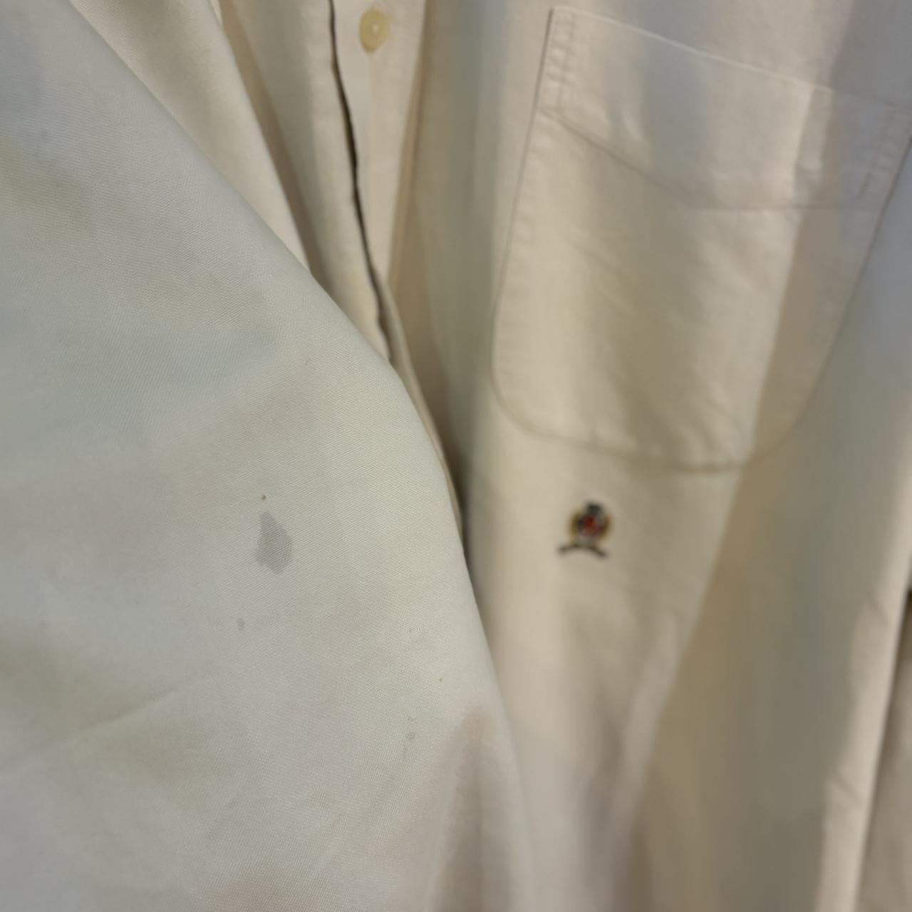 0125B57F - Vintage retro essential Tommy Hilfiger White Plain Longsleeve collared button up polo shirt top #Y2K #preppy #chiefkeef #smartcasual #oldmoney