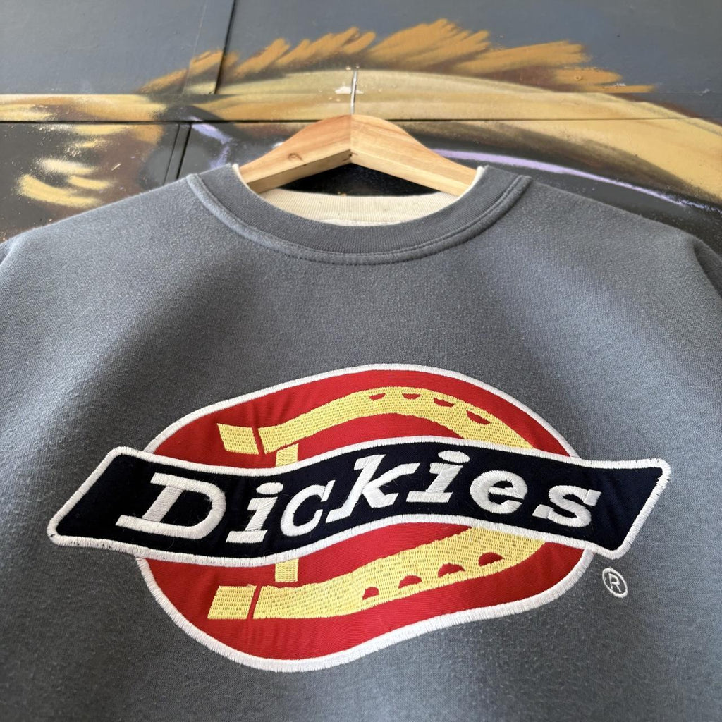 Vintage Dickies Sweatshirt Mens Large Blue Embroidered Patch Horseshoe Logo Pullover Jumper Top 90s Y2K 00s