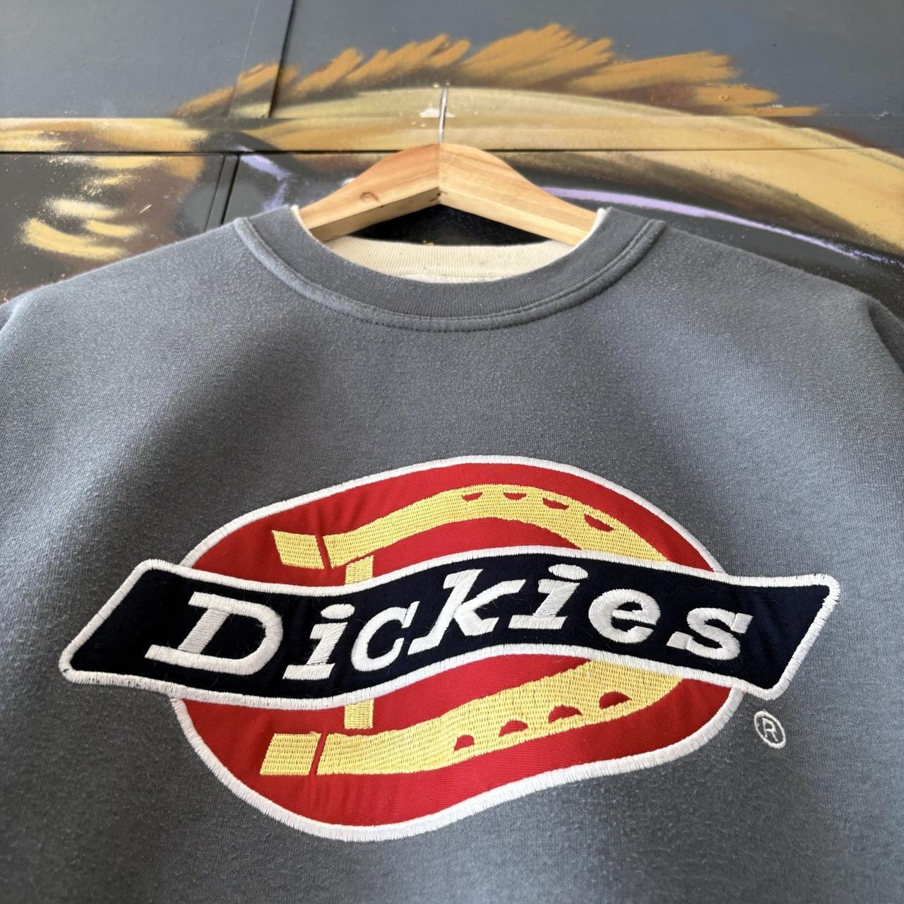 Vintage Dickies Sweatshirt Mens Large Blue Embroidered Patch Horseshoe Logo Pullover Jumper Top 90s Y2K 00s