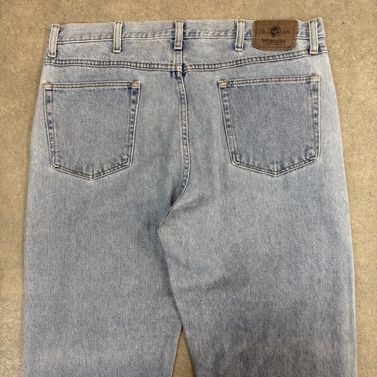 Vintage Wrangler Jeans Mens 38x30 Light Wash Denim Wash Straight Leg Trousers Cowboy Western USA 90s Y2K