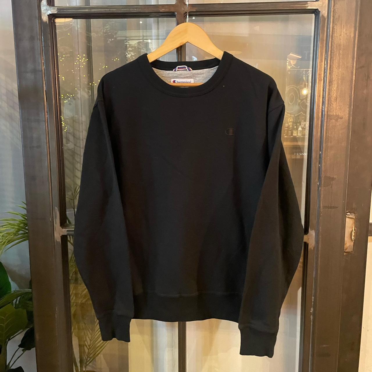 SWT549F - Vintage Retro Essential Black Champion Crewneck Jumper Sweatshirt with embroidered logo #90s #sportswear #essential #y2k #champion