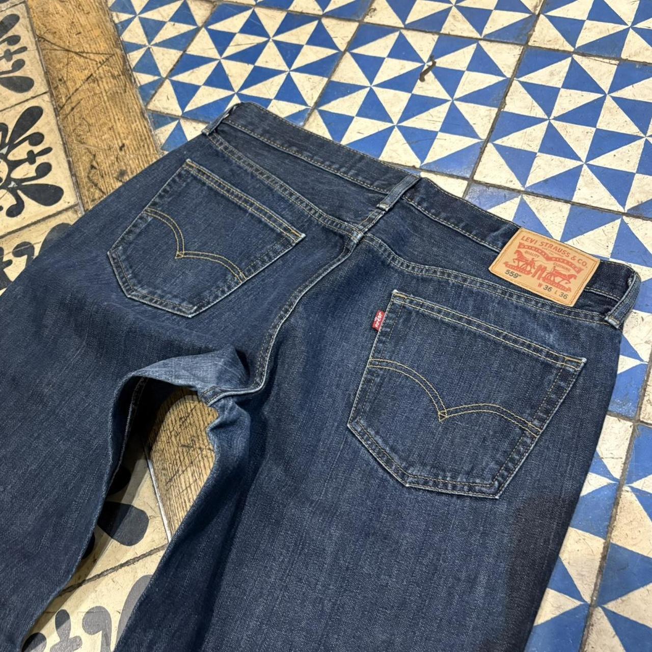 TRW522P - Vintage retro essential Levi’s 559 Dark Blue Wash Denim Jeans Trousers pants #denim #levis559 #levis #jeans