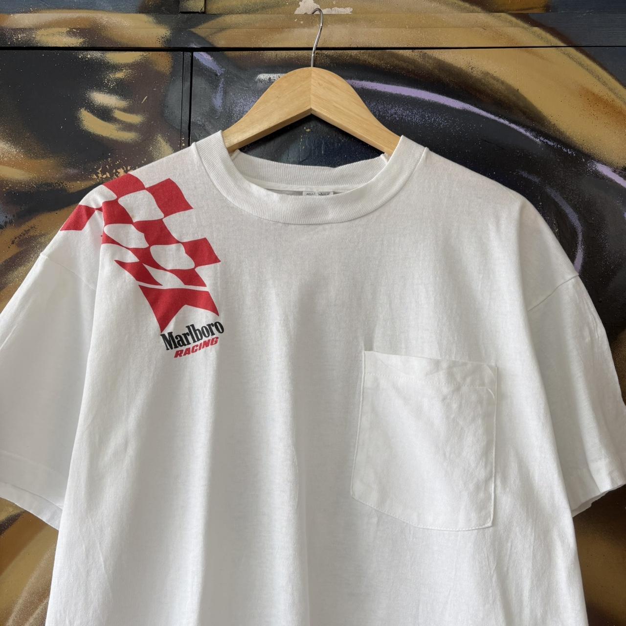 CDF0310Bi-U - Vintage Retro Essential Marlboro Racing Motorsports Racing Team Race Car Motorsports Graphic Print Single Stitch Top Tee T-shirt #90s #graphic #marlboro #motorsports #racing