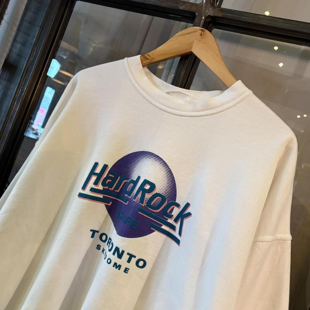 0325E61BR - Vintage Retro Essential White Hard Rock Cafe Crewneck Jumper Sweatshirt with Toronto Skydome print logo #90s #sportswear #essential #y2k #hardrock